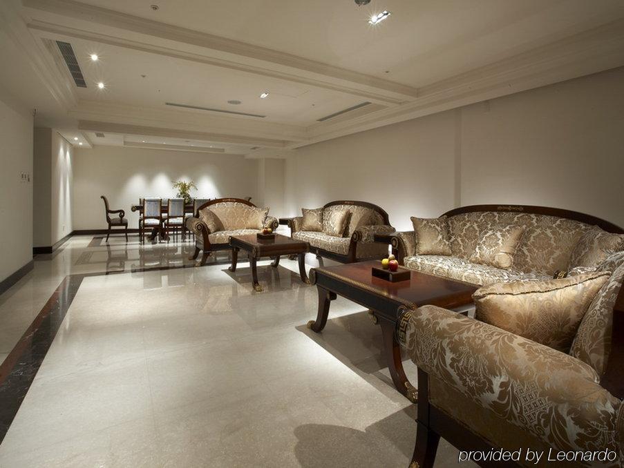 Hotel Sense Taipei Interior photo