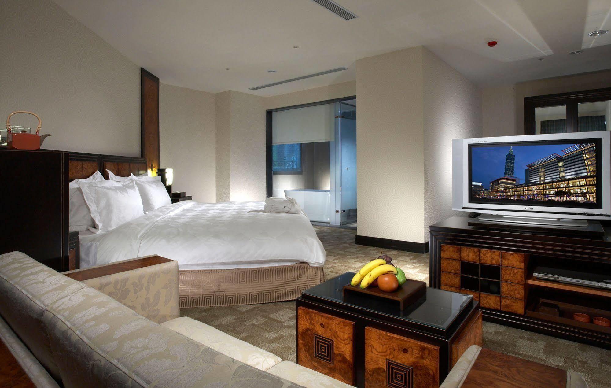 Hotel Sense Taipei Exterior photo